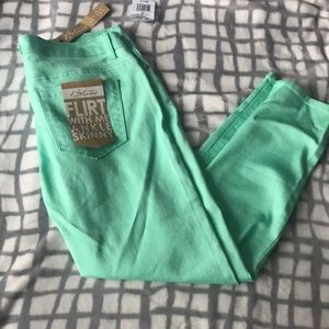 Celebrity Blues Mint green skinny ankle pants sz 9